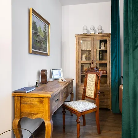 Apartamento Rozalia *